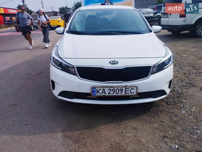 Седан Kia Forte 2016 в Киеве фото 2 Седан Kia Forte 2016 в Киеве