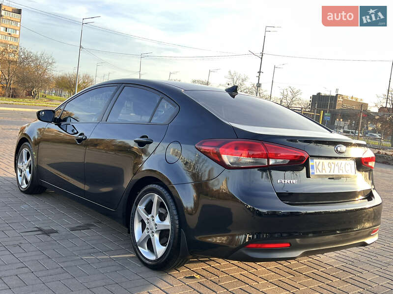 Седан Kia Forte 2018 в Киеве фото 4 Седан Kia Forte 2018 в Киеве