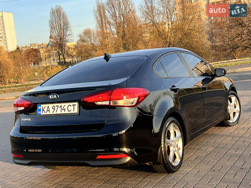 Седан Kia Forte 2018 в Киеве фото 10 Седан Kia Forte 2018 в Киеве