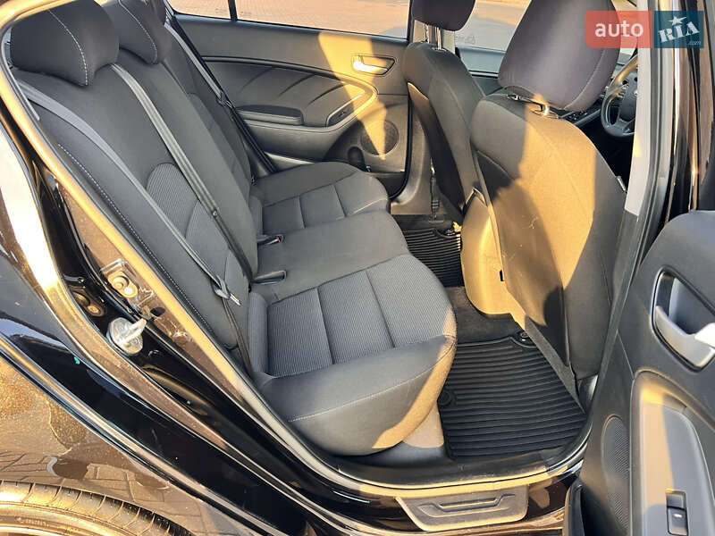 Седан Kia Forte 2018 в Киеве фото 14 Седан Kia Forte 2018 в Киеве