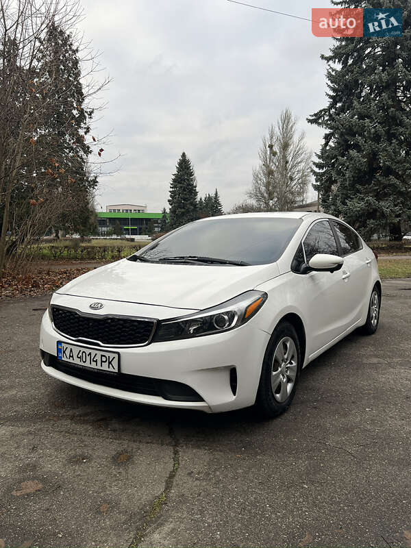 Седан Kia Forte 2016 в Киеве фото 2 Седан Kia Forte 2016 в Киеве