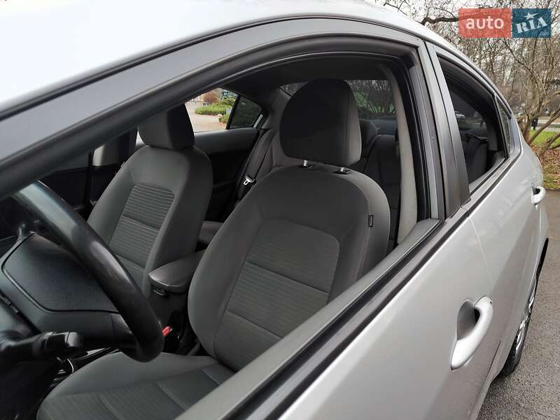 Седан Kia Forte 2016 в Киеве