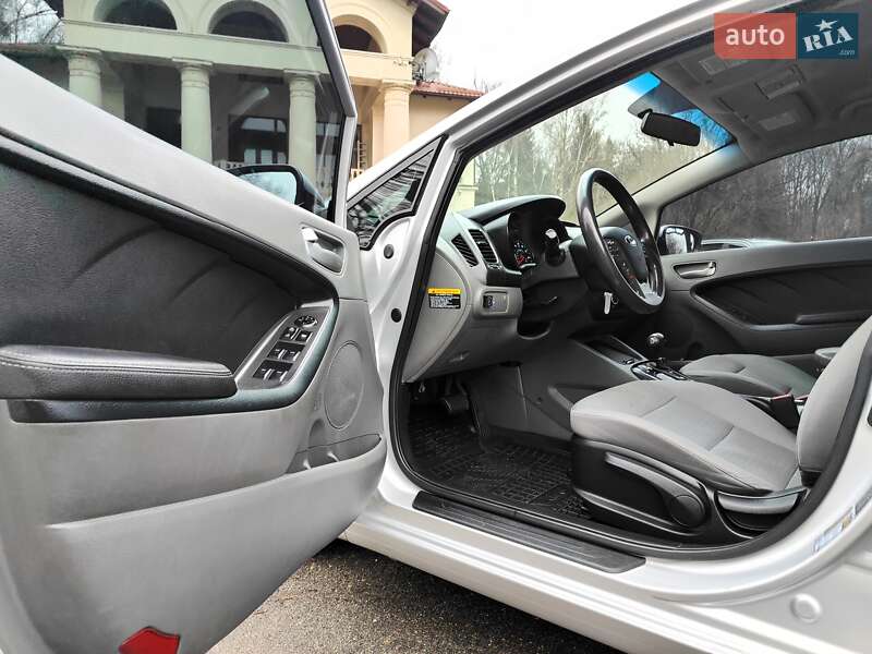 Седан Kia Forte 2016 в Киеве