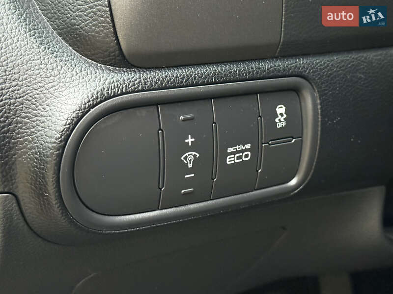 Хэтчбек Kia Forte 2016 в Киеве