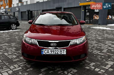 Седан Kia Forte 2010 в Черкассах