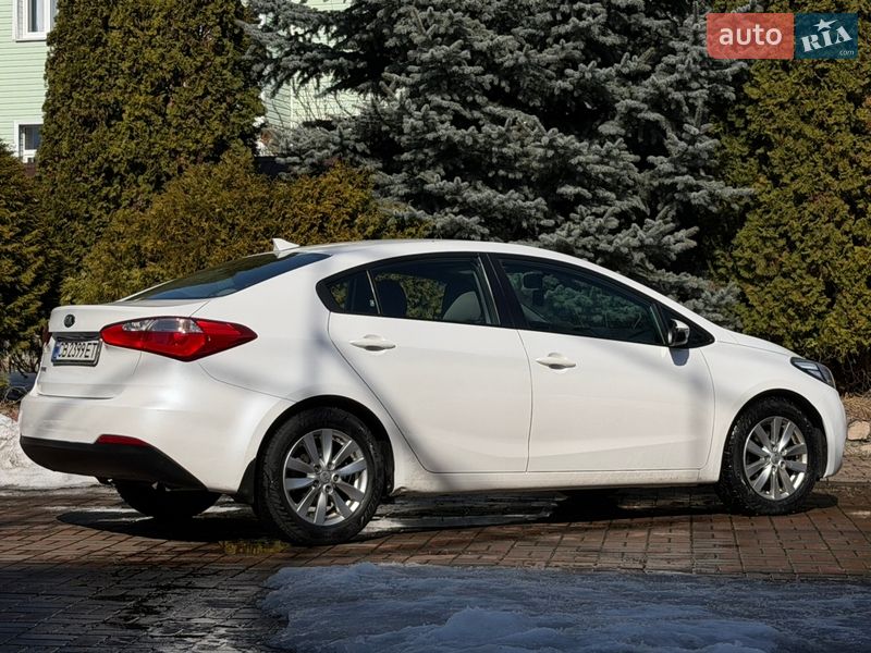 Седан Kia Forte 2013 в Прилуках