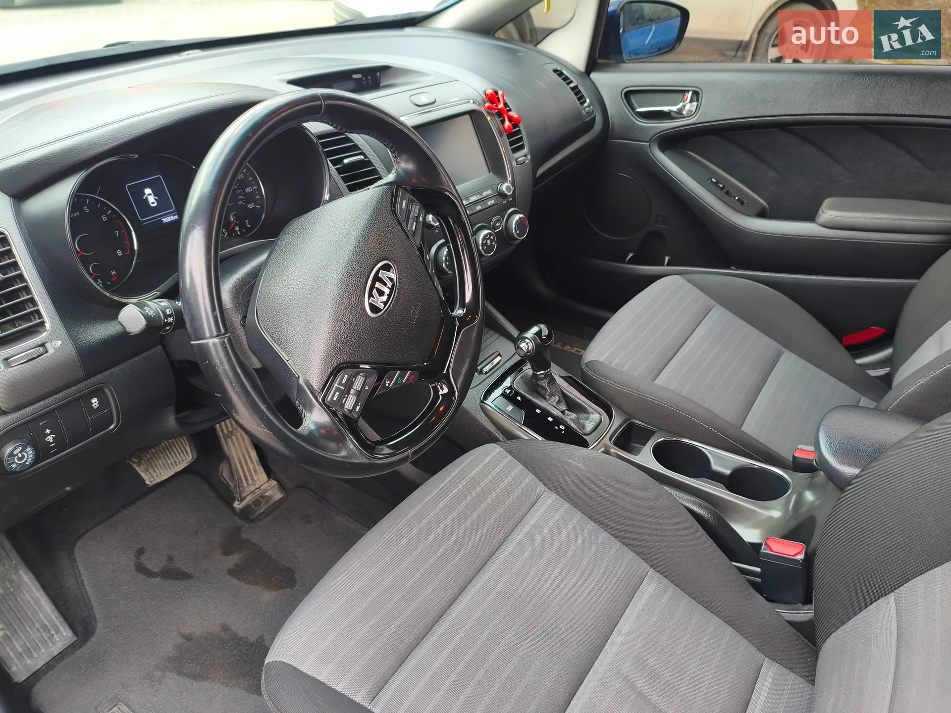 2017 Kia Forte - мініатюра 12