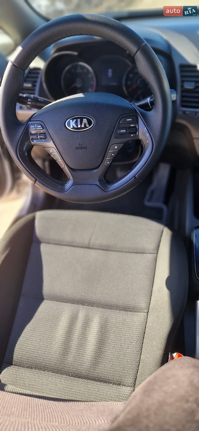 2018 Kia Forte - мініатюра 16
