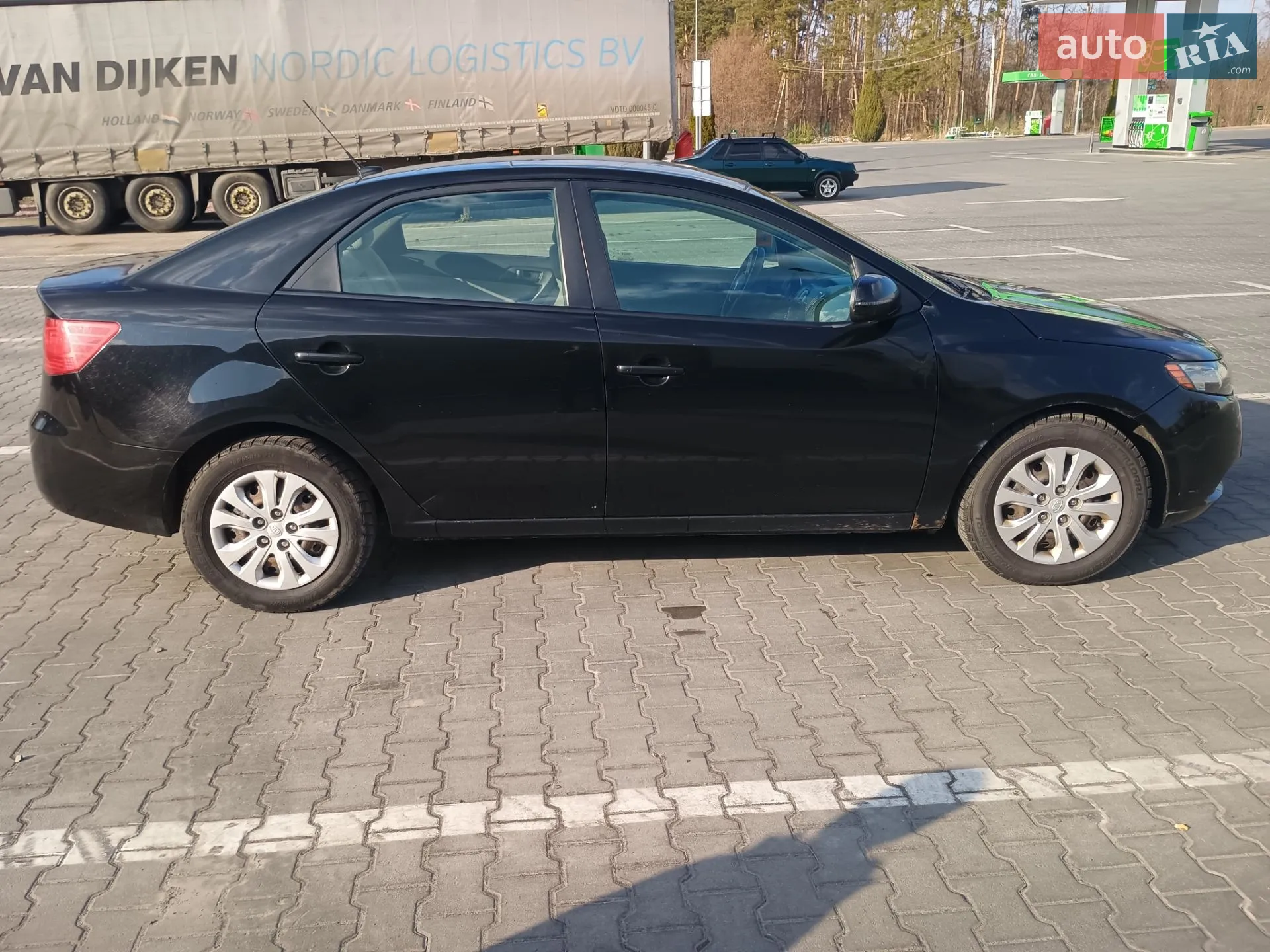 2011 Kia Forte - мініатюра 6