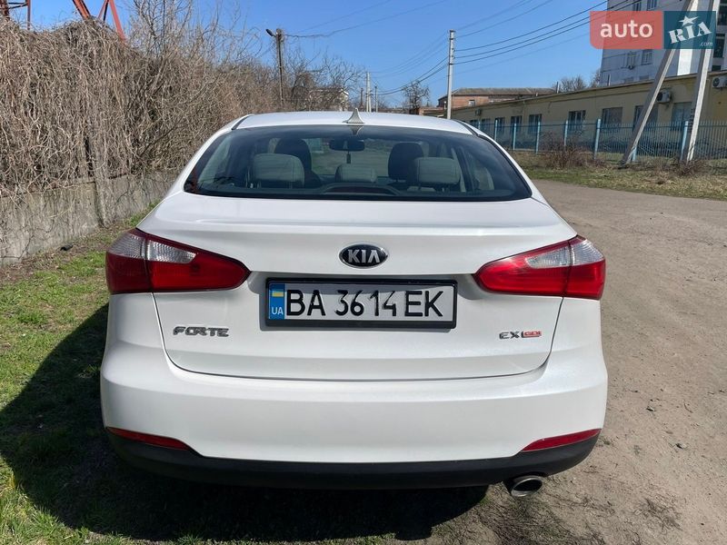Седан Kia Forte 2014 в Александрие фото 5 Седан Kia Forte 2014 в Александрие