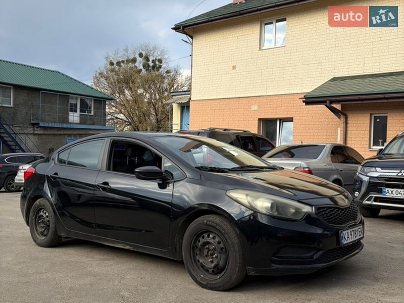 Седан Kia Forte 2016 в Киеве фото 3 Седан Kia Forte 2016 в Киеве
