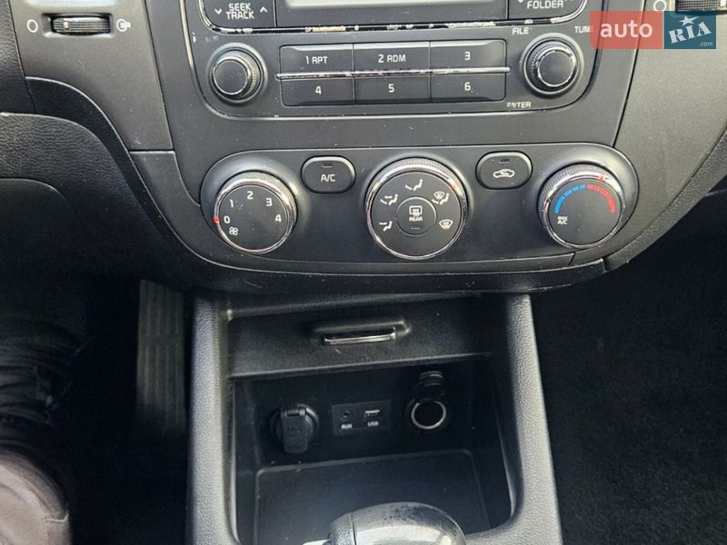Седан Kia Forte 2016 в Києві фото 8 Седан Kia Forte 2016 в Києві