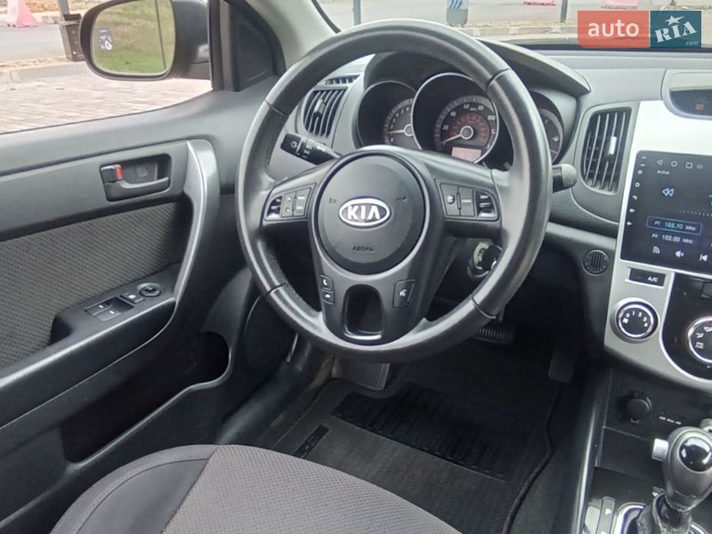 Купе Kia Forte 2011 в Харькове