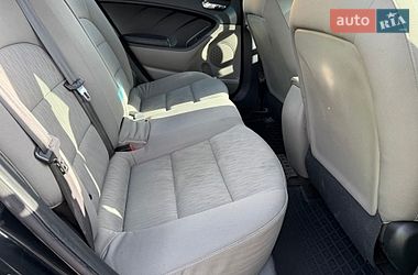 Седан Kia Forte 2015 в Киеве