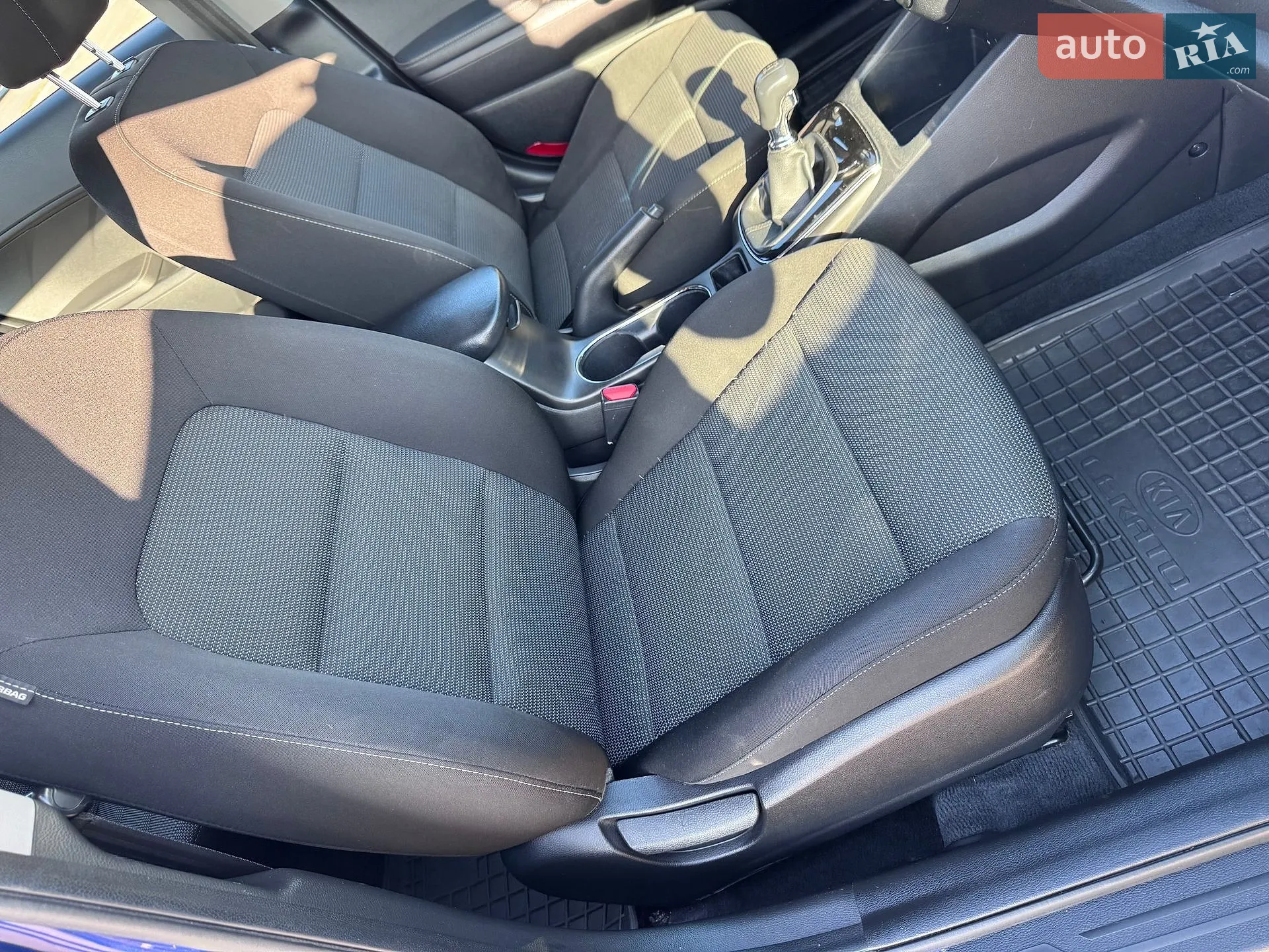 2016 Kia Forte - мініатюра 11