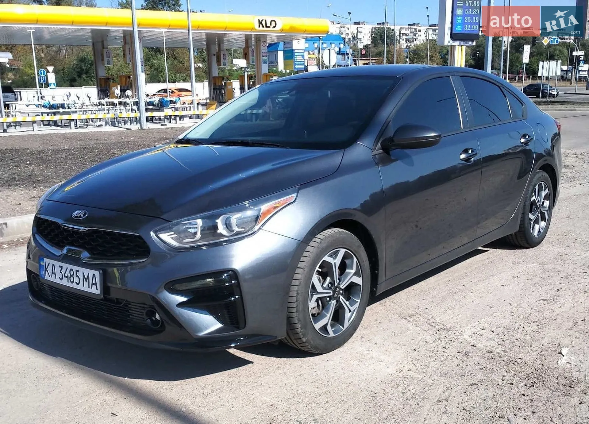 2019 Kia Forte - фото 1