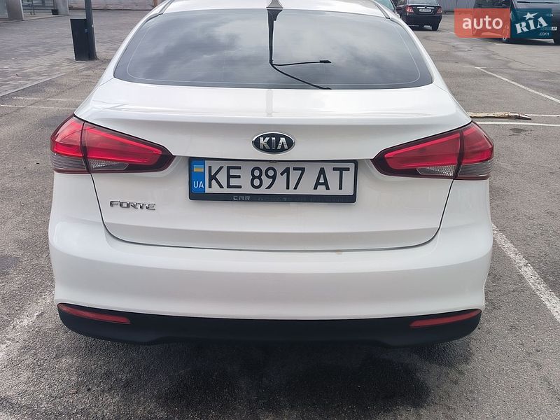 Седан Kia Forte 2016 в Днепре
