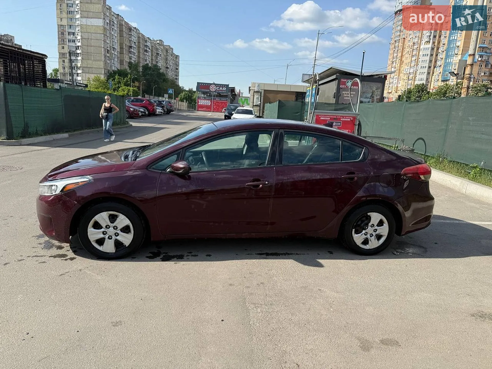 2017 Kia Forte - мініатюра 4