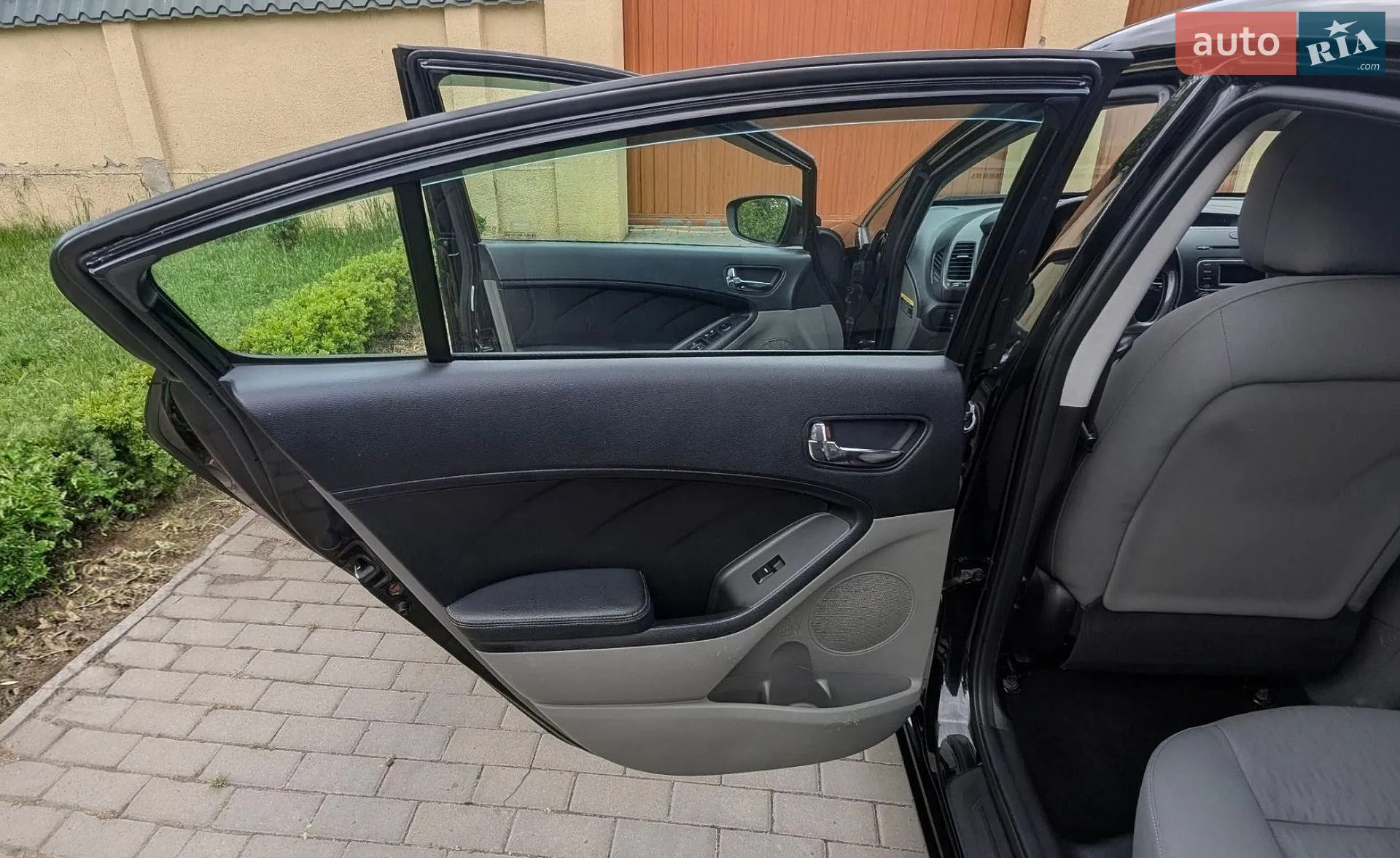 2014 Kia Forte - мініатюра 11