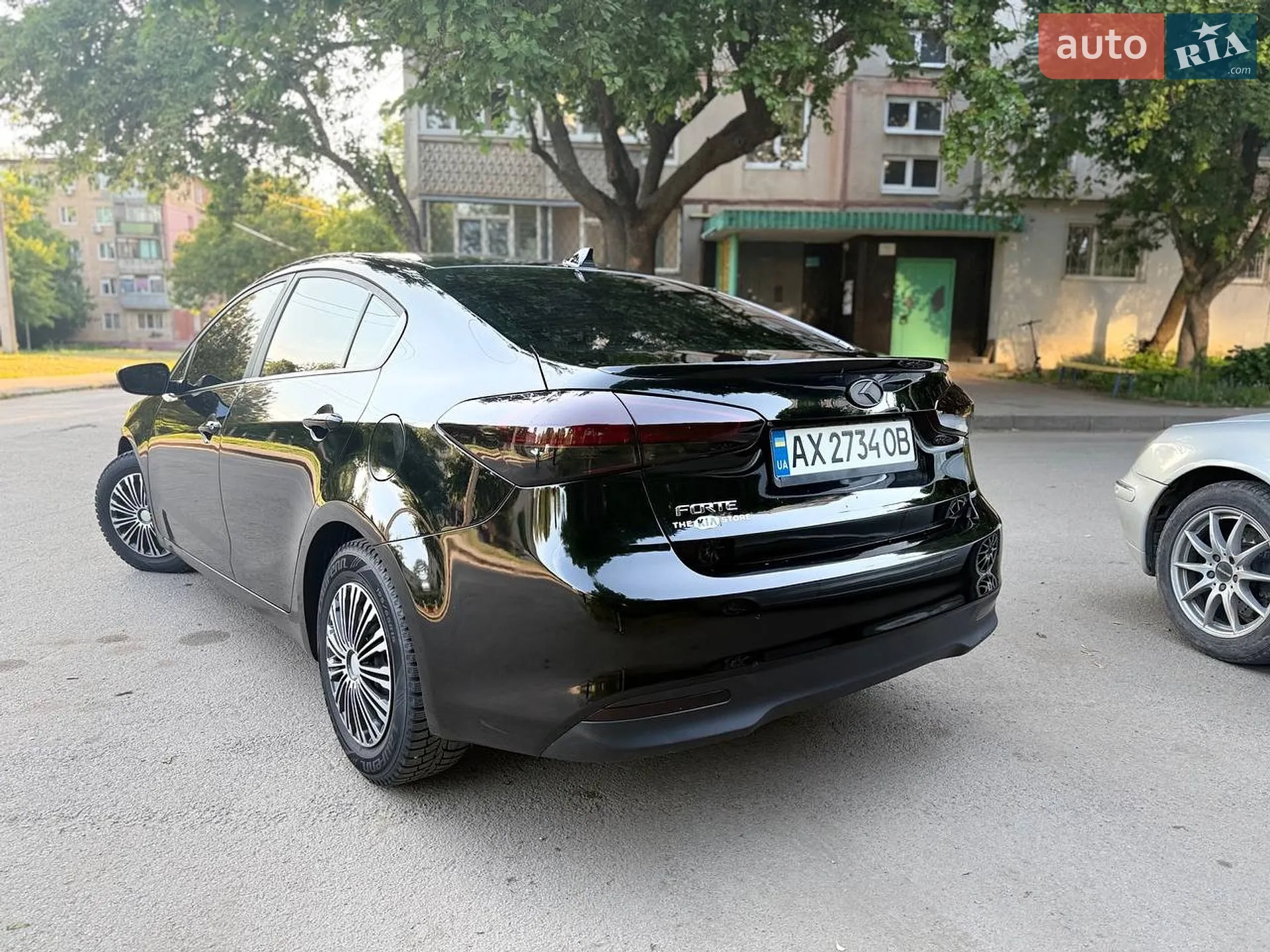 2016 Kia Forte - мініатюра 2