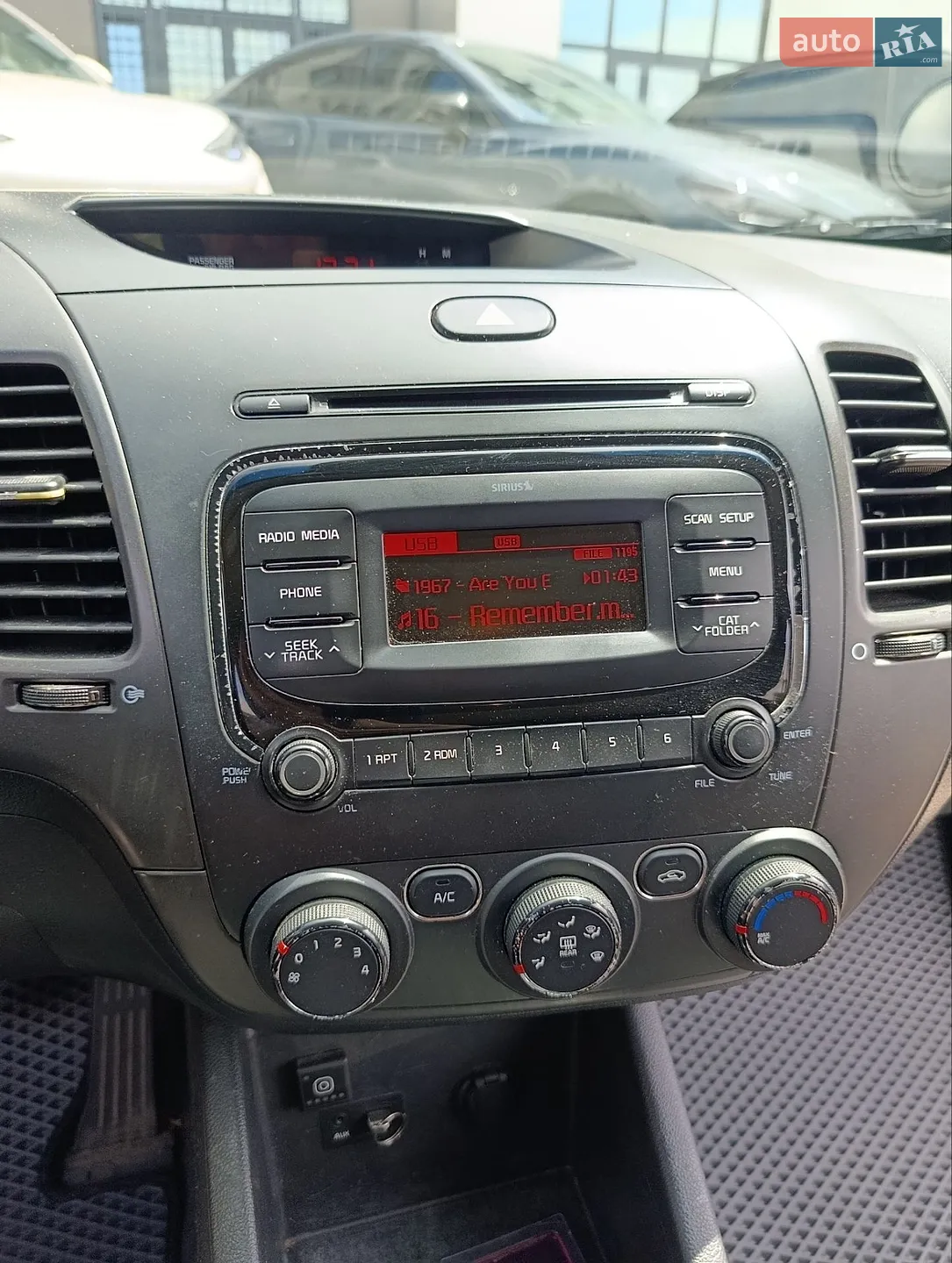 2016 Kia Forte - мініатюра 15