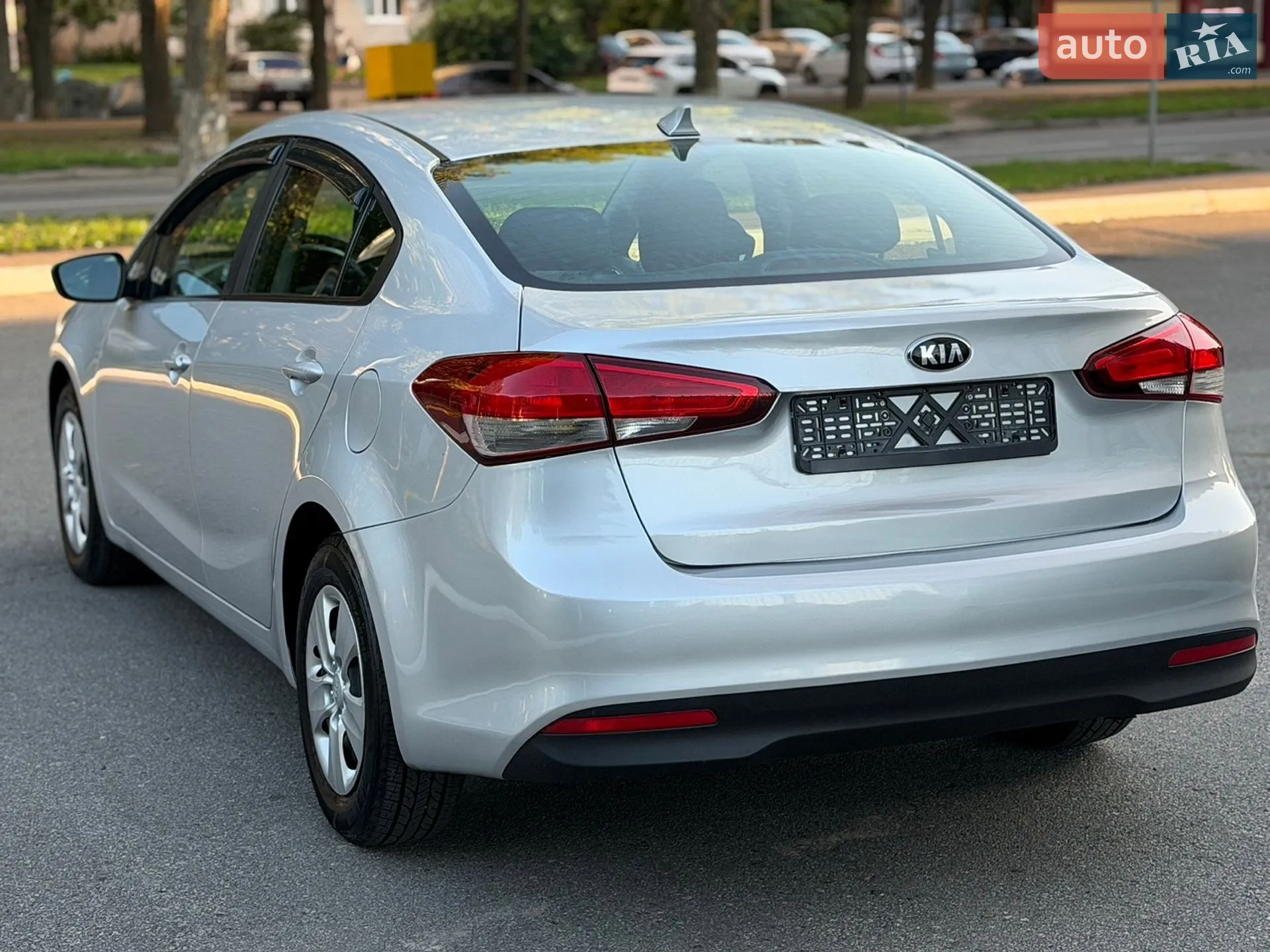 2017 Kia Forte - мініатюра 9