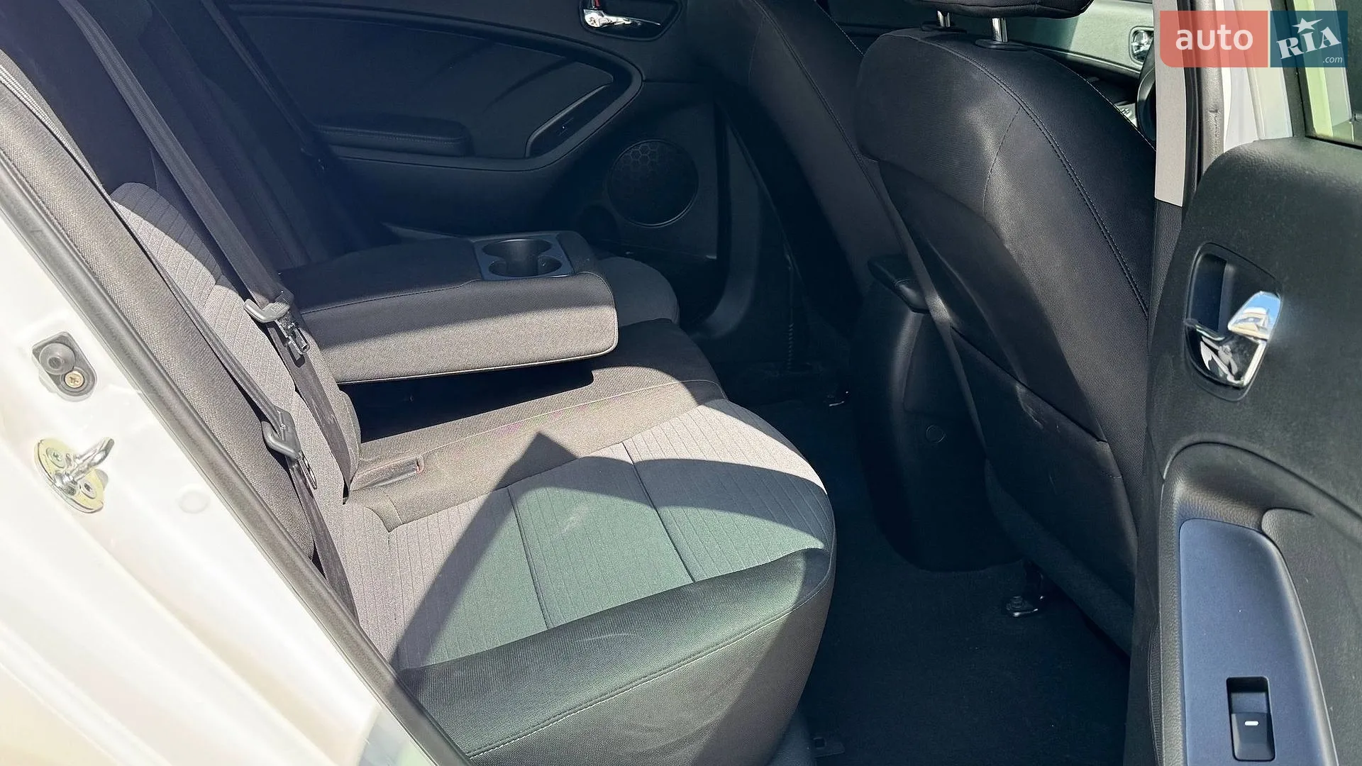2015 Kia Forte - мініатюра 14