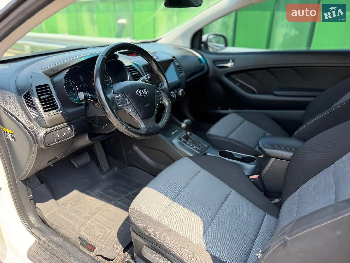 2014 Kia Forte - мініатюра 22