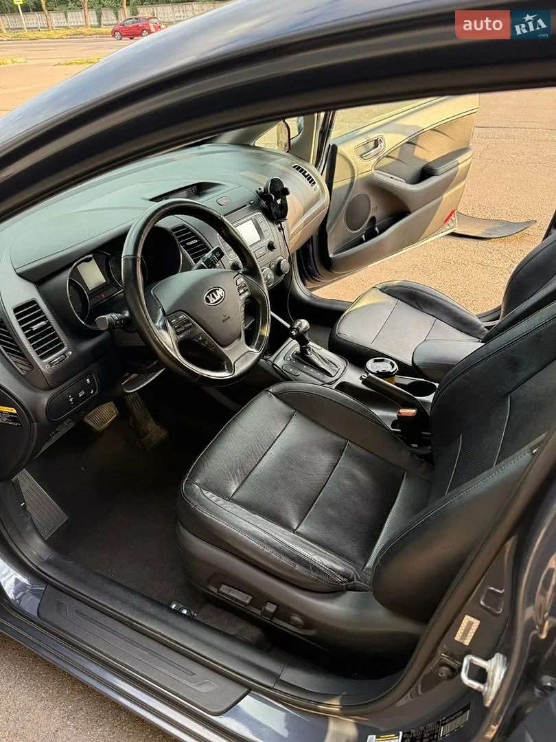 2014 Kia Forte - мініатюра 9