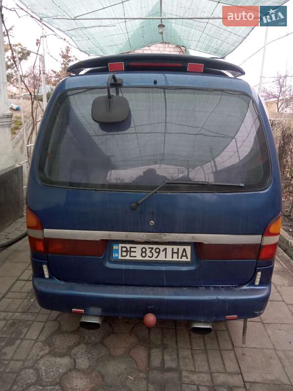 Микроавтобус Kia Granbird 2000 в Вознесенске