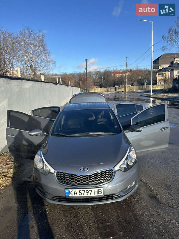 Седан Kia K3 2015 в Киеве
