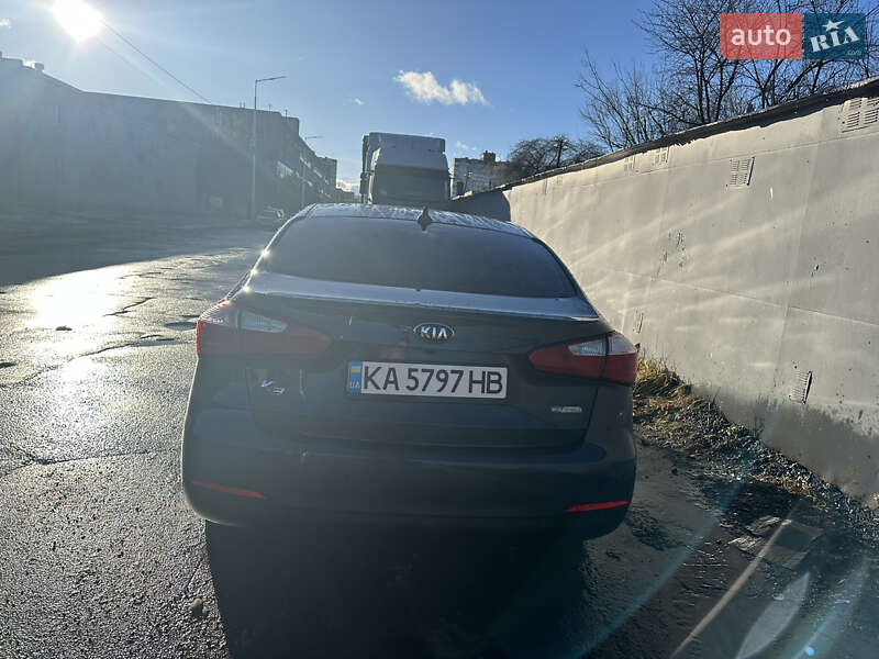Седан Kia K3 2015 в Киеве