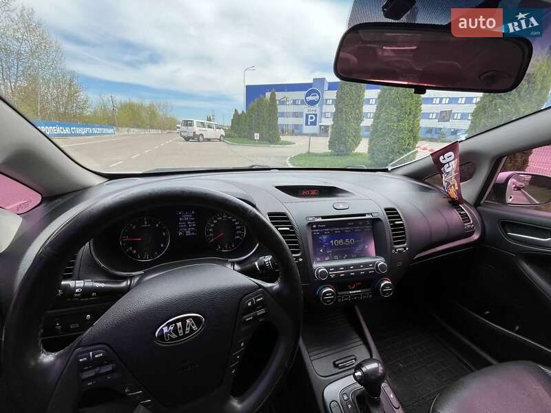 Седан Kia K3 2015 в Киеве