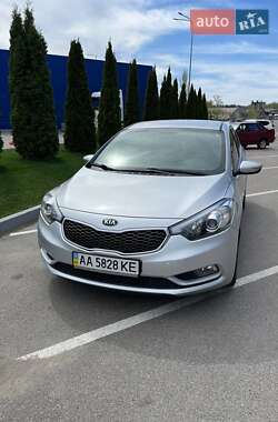 Седан Kia K3 2015 в 