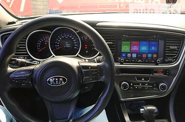 Седан Kia K5 2015 в 