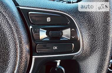 Седан Kia K5 2016 в 