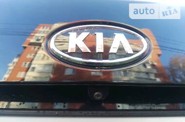 Седан Kia K5 2012 в Тернополе