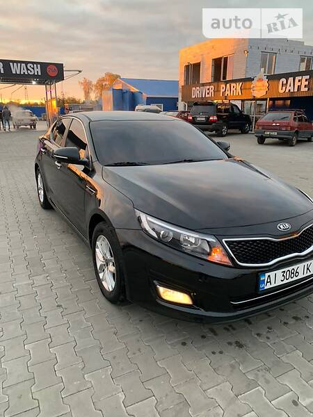 Седан Kia K5 2014 в Барышевке