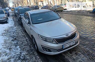 Седан Kia K5 2014 в Одессе