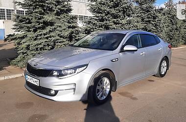 Седан Kia K5 2016 в Одессе