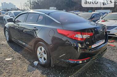 Седан Kia K5 2012 в Черноморске