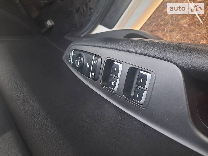 Седан Kia K5 2018 в Ивано-Франковске