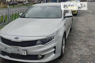 Седан Kia K5 2015 в Києві