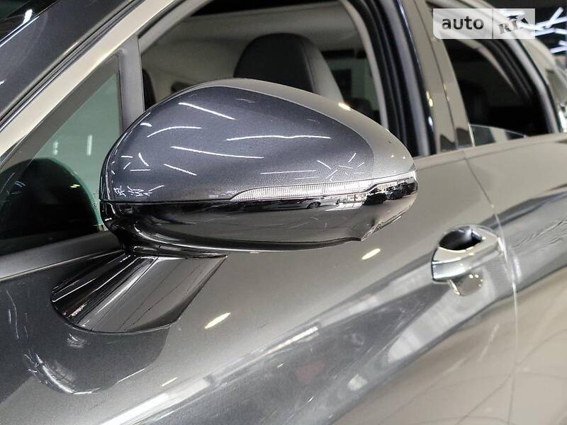 Седан Kia K5 2020 в Киеве