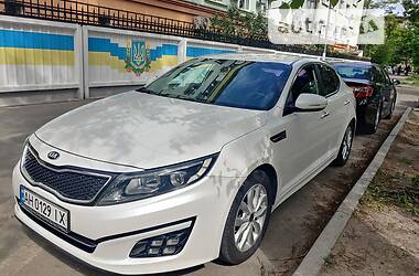 Седан Kia K5 2014 в Покровске