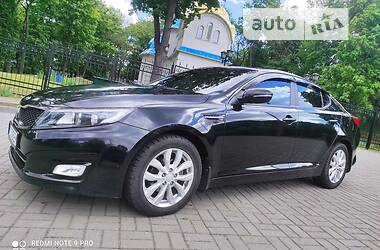 Седан Kia K5 2013 в Прилуках