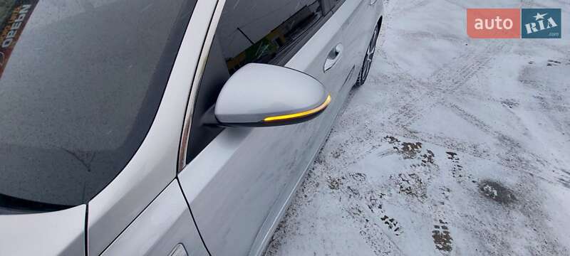 Седан Kia K5 2015 в Барышевке фото 10 Седан Kia K5 2015 в Барышевке