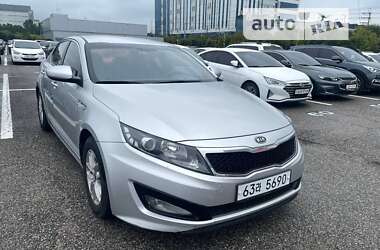 Седан Kia K5 2011 в Одессе