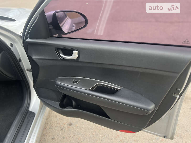 Седан Kia K5 2016 в Одесі фото 8 Седан Kia K5 2016 в Одесі