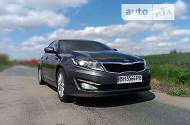 Седан Kia K5 2012 в Одесі